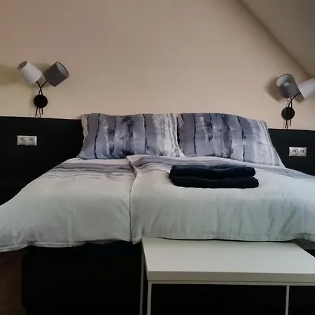 Bed & Breakfast Csoepi Panzio 3*